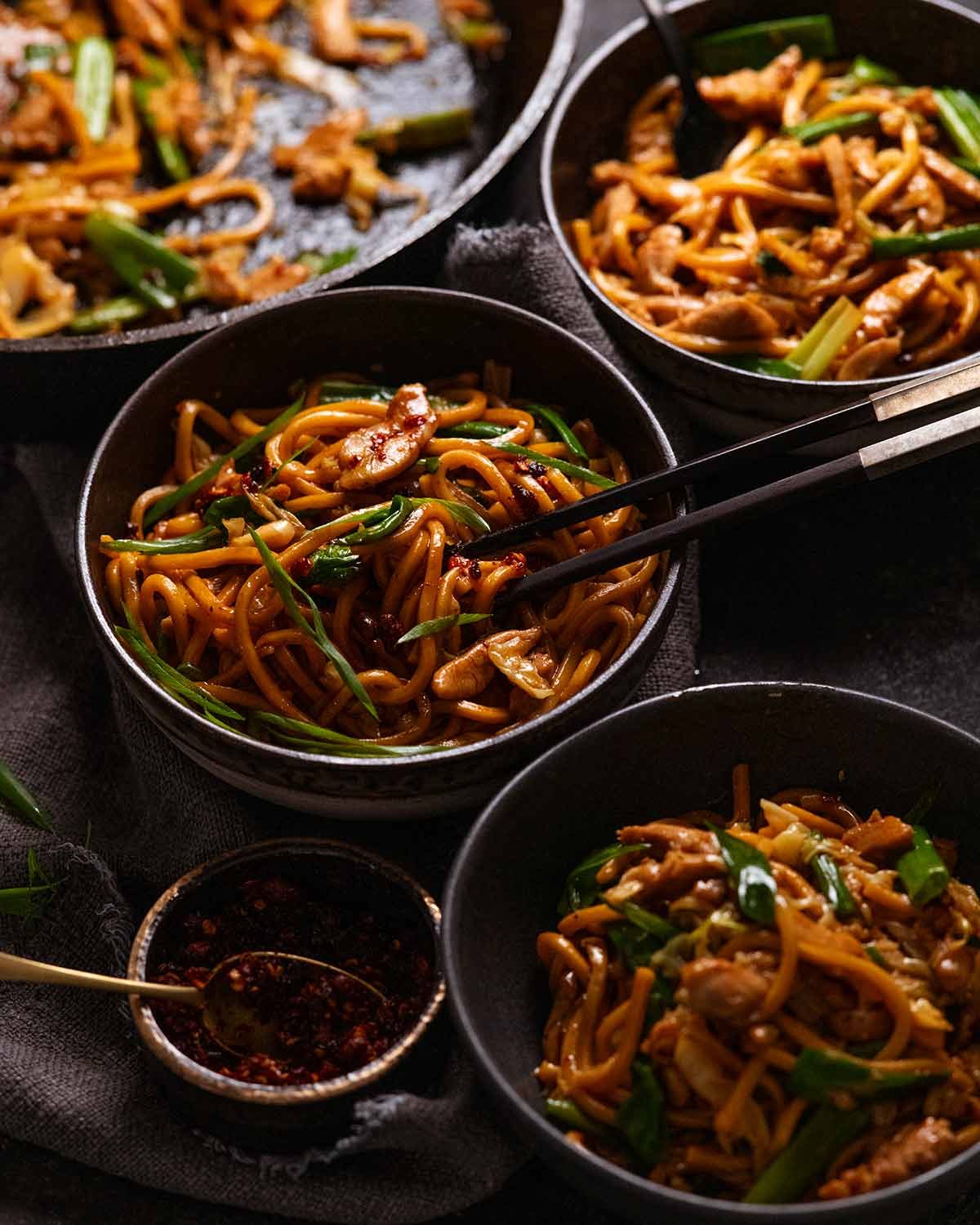 The fastest noodle stir fry I know 1 2 ingredient noodle stir fry 5