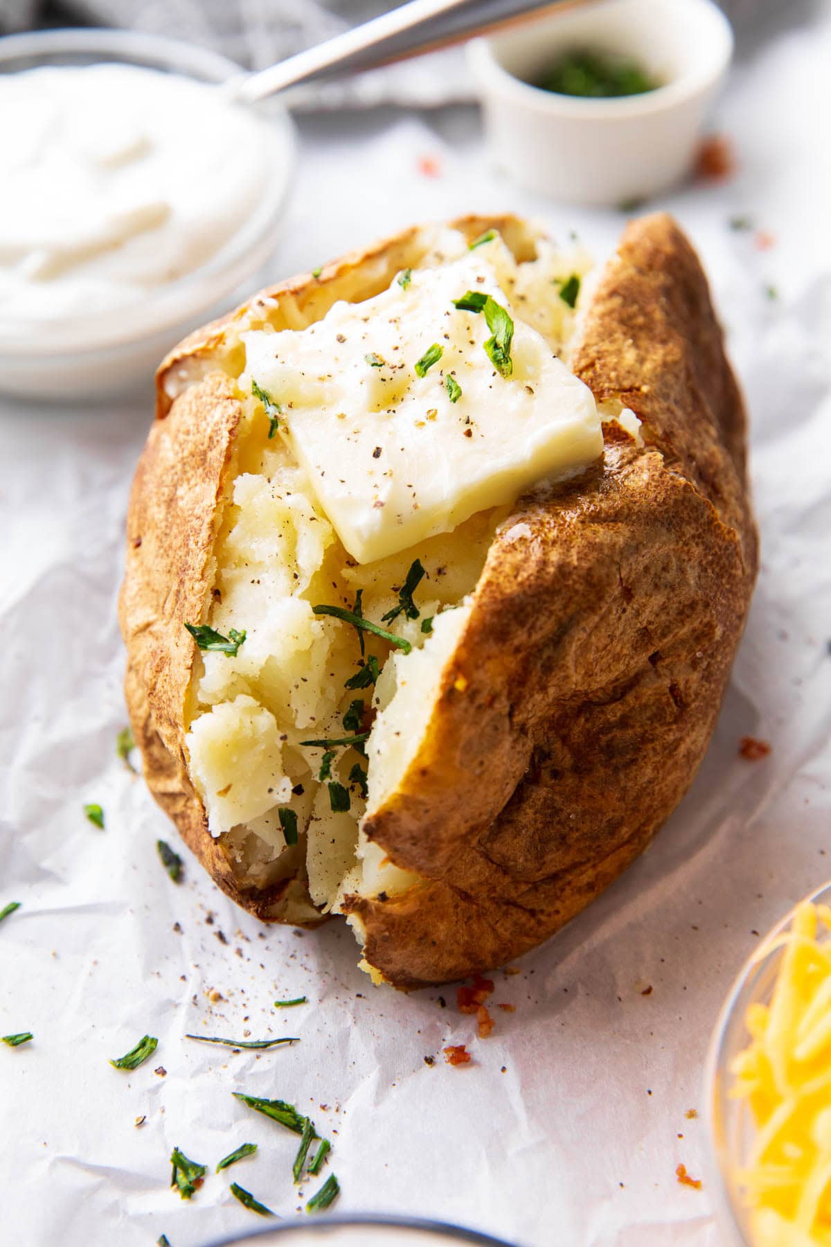 Air Fryer Baked Potatoes {So Easy!} 1 Air Fryer Baked Potatoes Easy 10