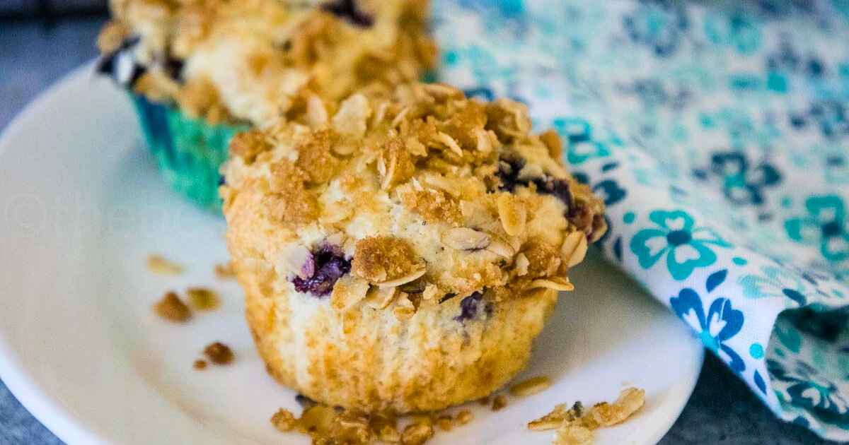 Blueberry Lavender Muffins with Crumb Topping 1 Blueberry Lavender Muffins SMSI