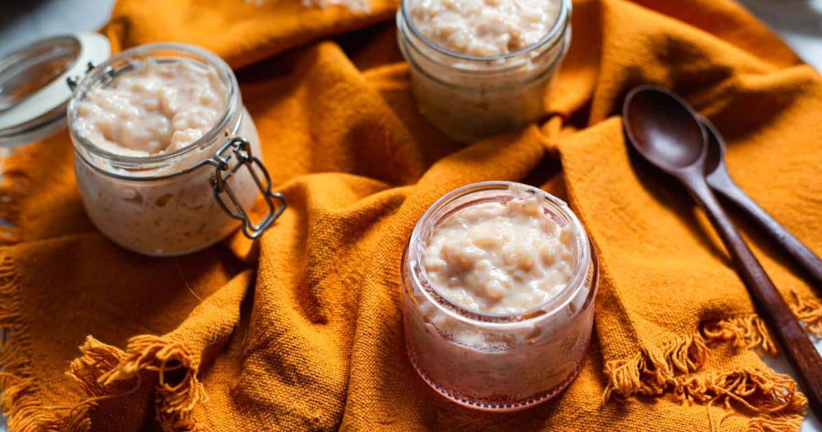 Colombian Rice Pudding : At the Immigrant's Table 1 Colombian Rice Pudding SOCIAL