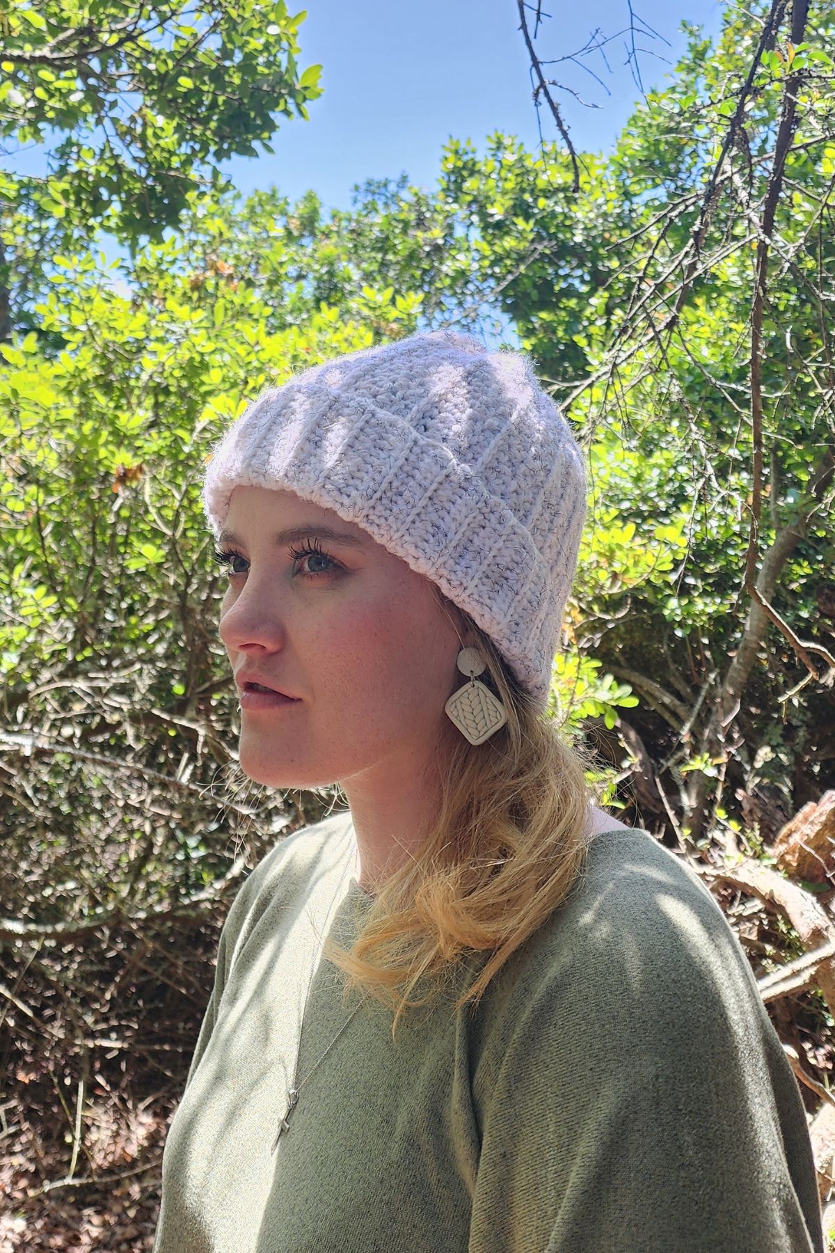 The Fold over Beanie Free Crochet Pattern · Hopelessly Devoted Crochet 1 Fold over beanie Head shots