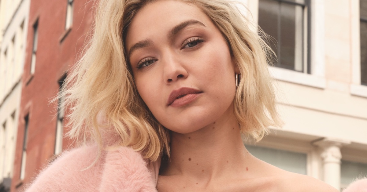 Gigi Hadid Wears Maybelline’s Superfluff Brow Mousse 1 Gigi Hadid Maybelline Superfluff Brow Mousse