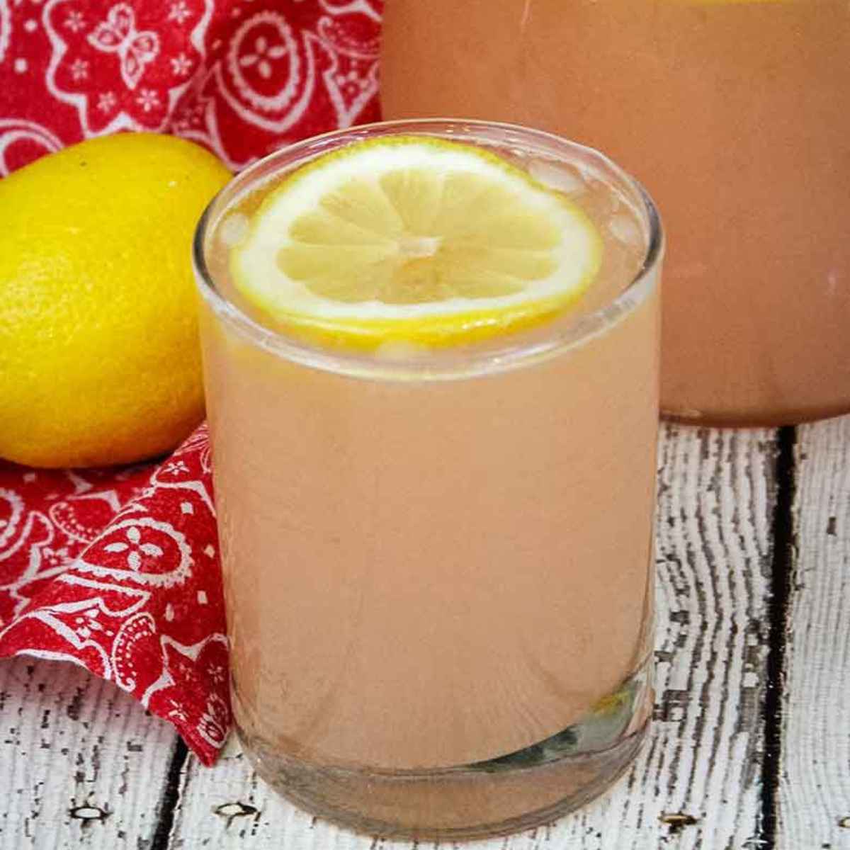 Rhubarb Lemonade - Grumpy's Honeybunch 1 Rhubarb Lemonade Featured Image