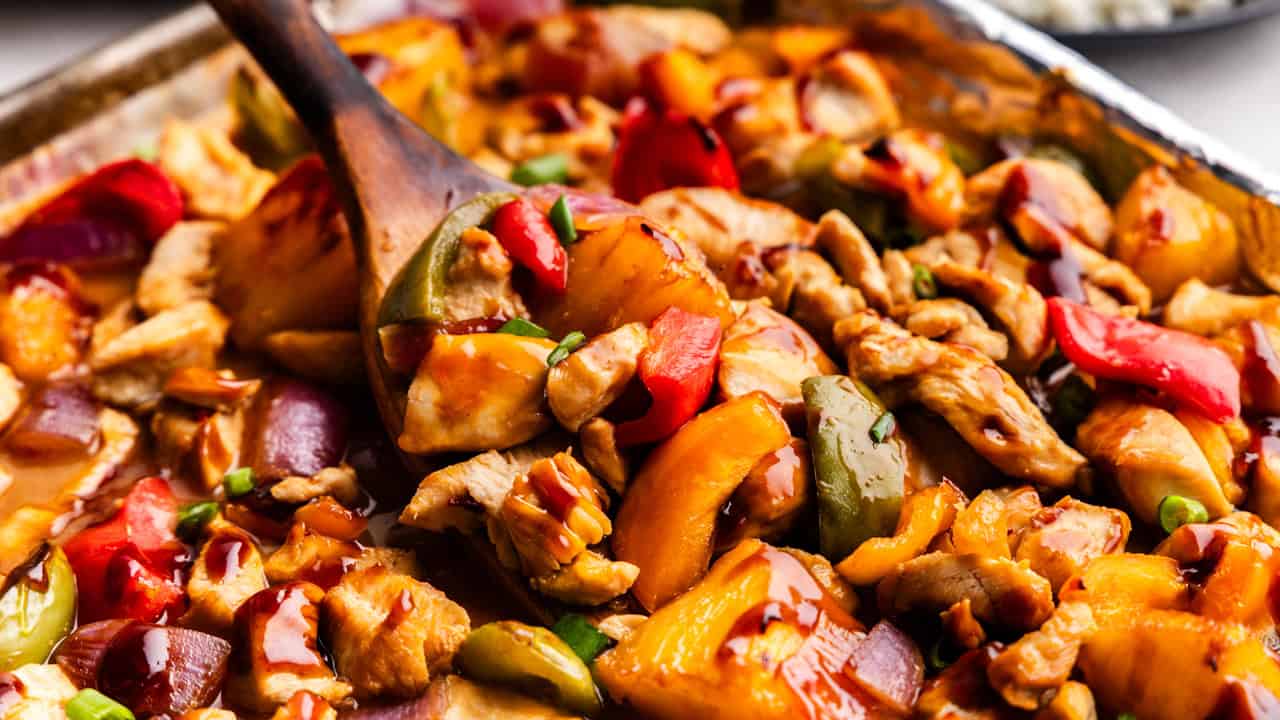 Sheet Pan Hawaiian Chicken and Veggies 1 Sheet Pan Hawaiian Chicken Veggies H1