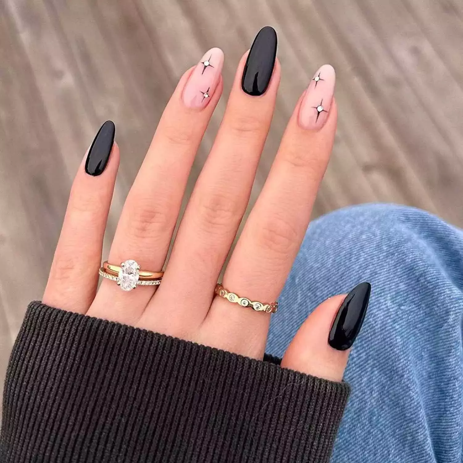 Top Black Nail Polishes to Get That Perfectly Polished, Chip-Free Look 1 black nails ideas designs.webp